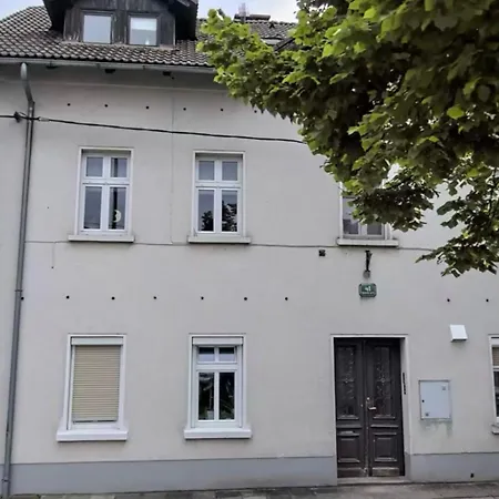 Jz Loft With Parking And Self Check In Apartmán *