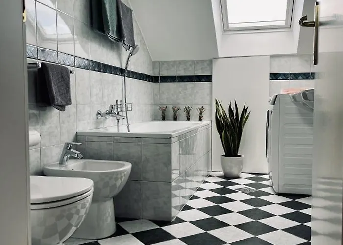 Jz Loft With Parking And Self Check In Apartmán *